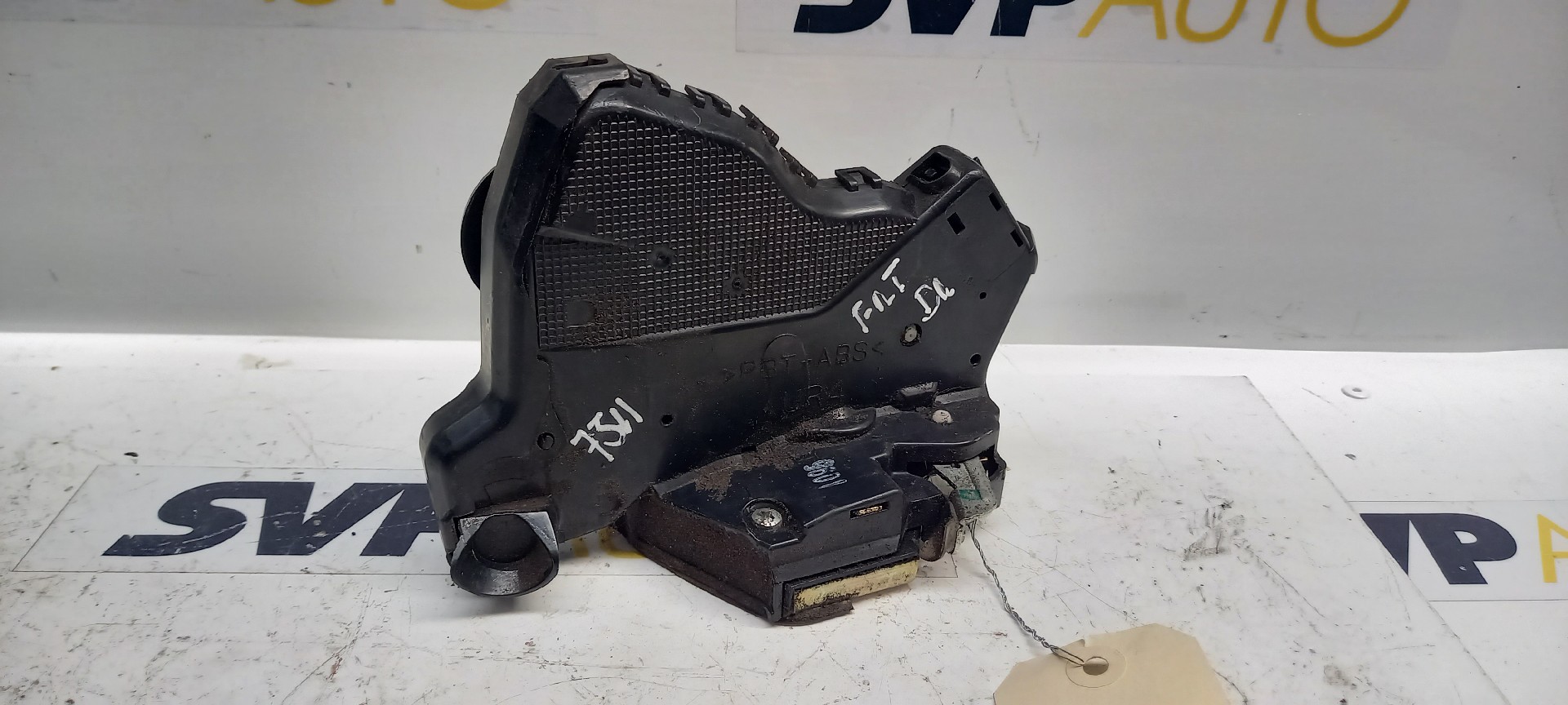 Fechadura Frente Lado Direito TOYOTA COROLLA três volumes (_E12_) | 00 - 08