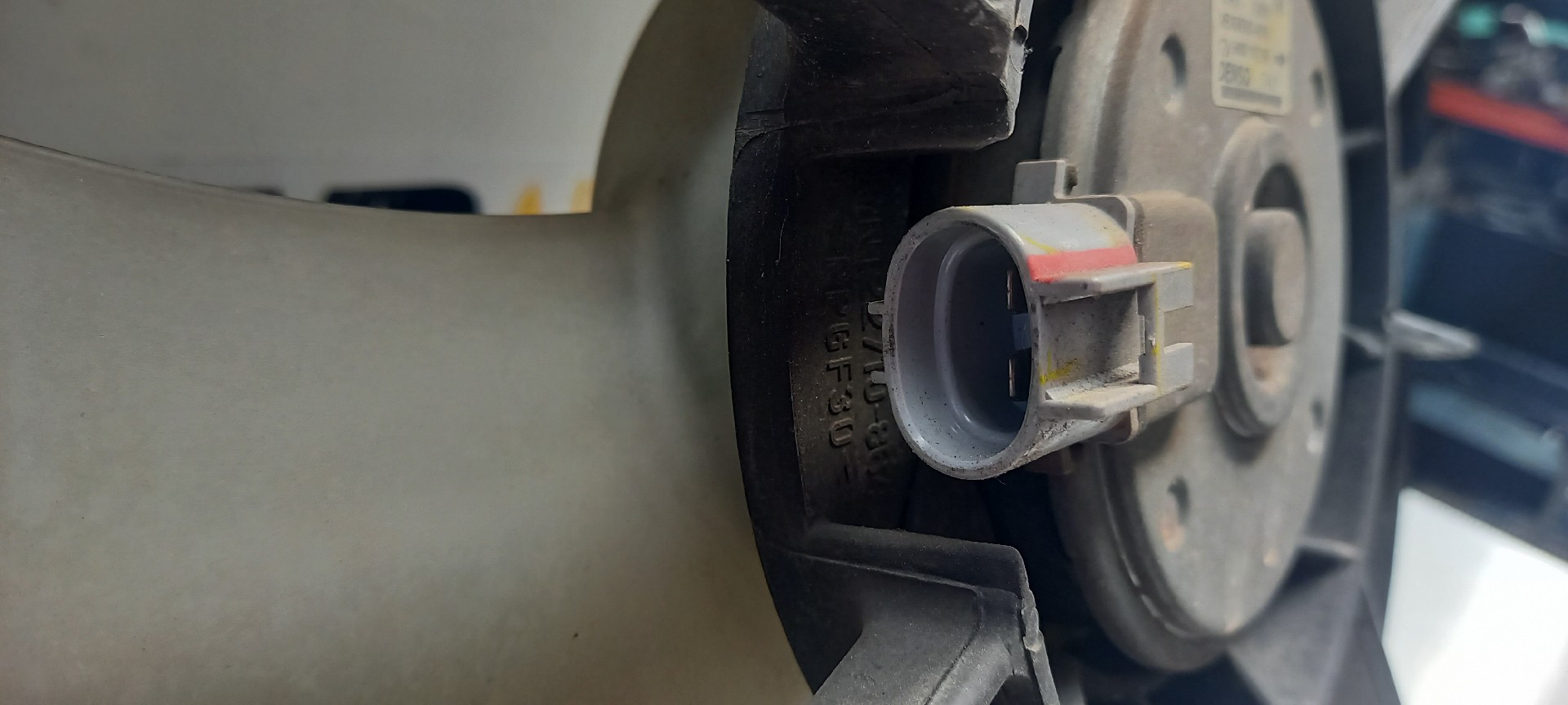 Termoventilador TOYOTA COROLLA três volumes (_E12_) | 00 - 08 Imagem-2