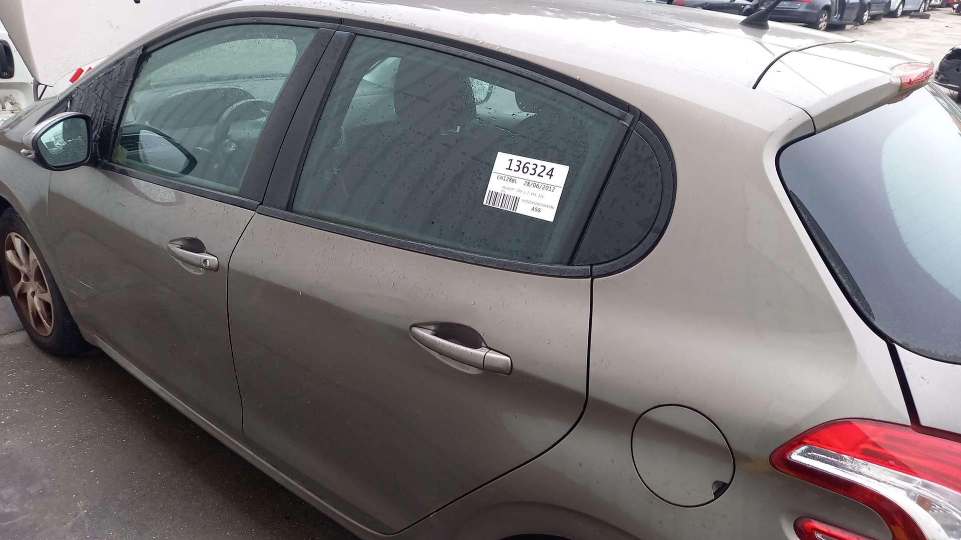 Porta Tras Lado Esquerdo PEUGEOT 208 I (CA_, CC_) | 12 - 