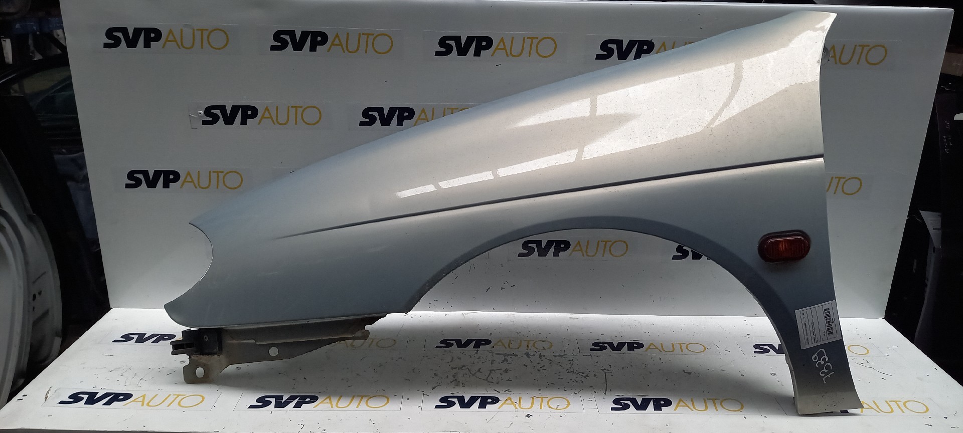 Guarda Lamas Esquerdo RENAULT MEGANE I (BA0/1_) | 95 - 04