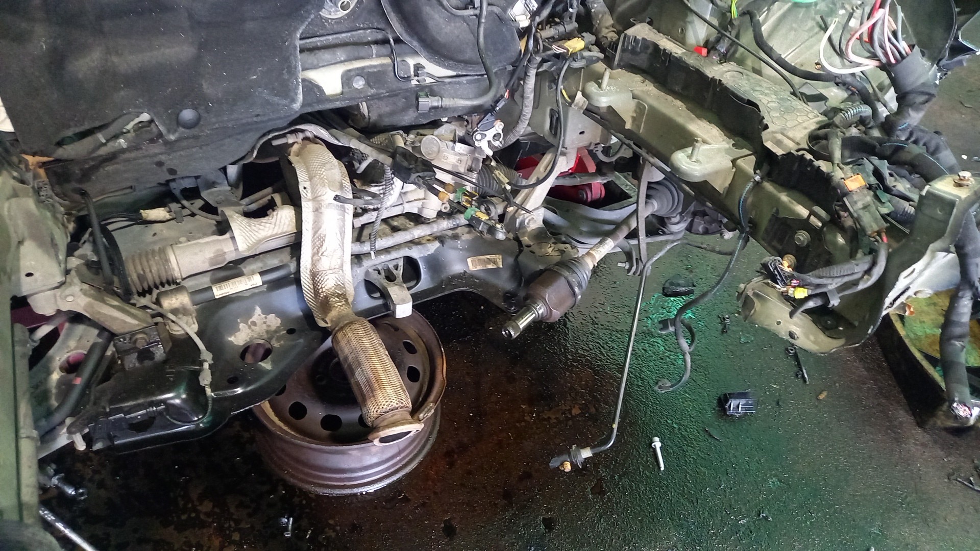 Transmissão lado esquerdo PEUGEOT 308 SW II | 14 - 