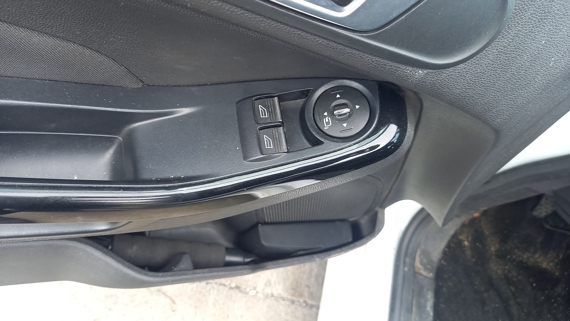 Interruptor Vidros FORD FIESTA VI (CB1, CCN) | 08 - 