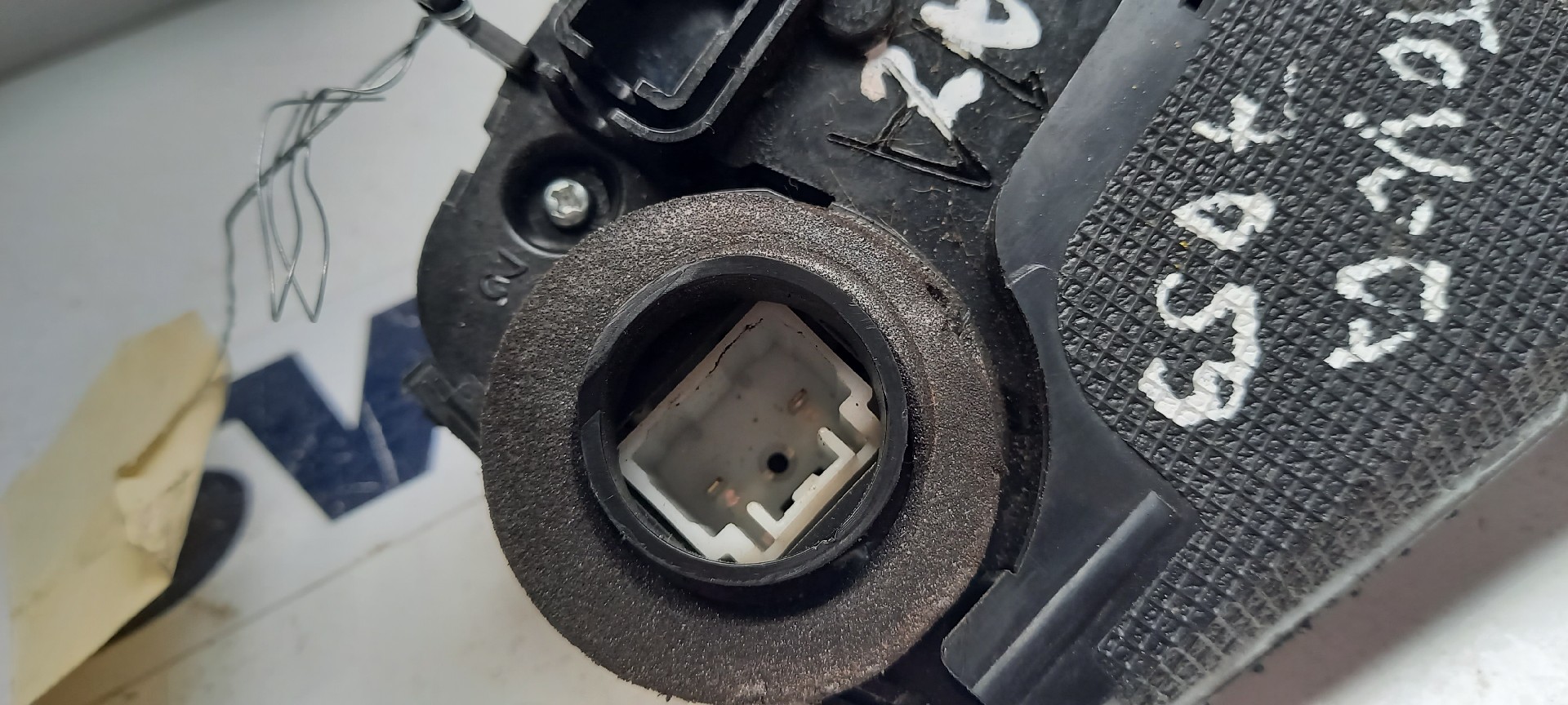 Fechadura Tras Lado Esquerdo TOYOTA PRIUS Hatchback (_W2_) | 03 - 09 Imagem-1