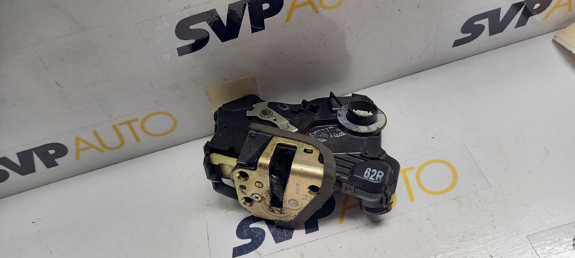 Fechadura Frente Lado Direito TOYOTA COROLLA três volumes (_E12_) | 00 - 08 Imagem-4