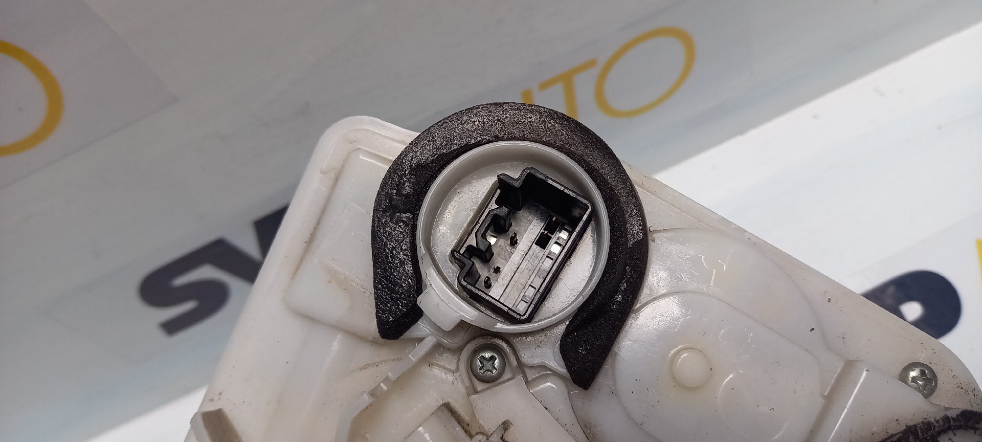 Fechadura Tras Lado Direito MAZDA 2 (DE_, DH_) | 07 - 15 Imagem-1