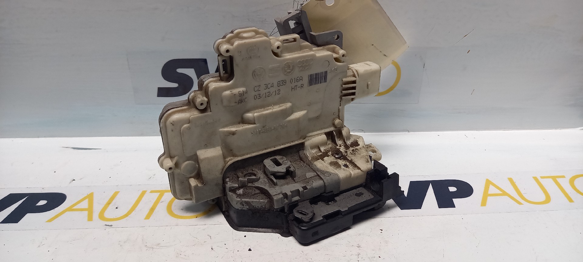 Fechadura Tras Lado Direito VOLKSWAGEN PASSAT Variant (365) | 10 - 15