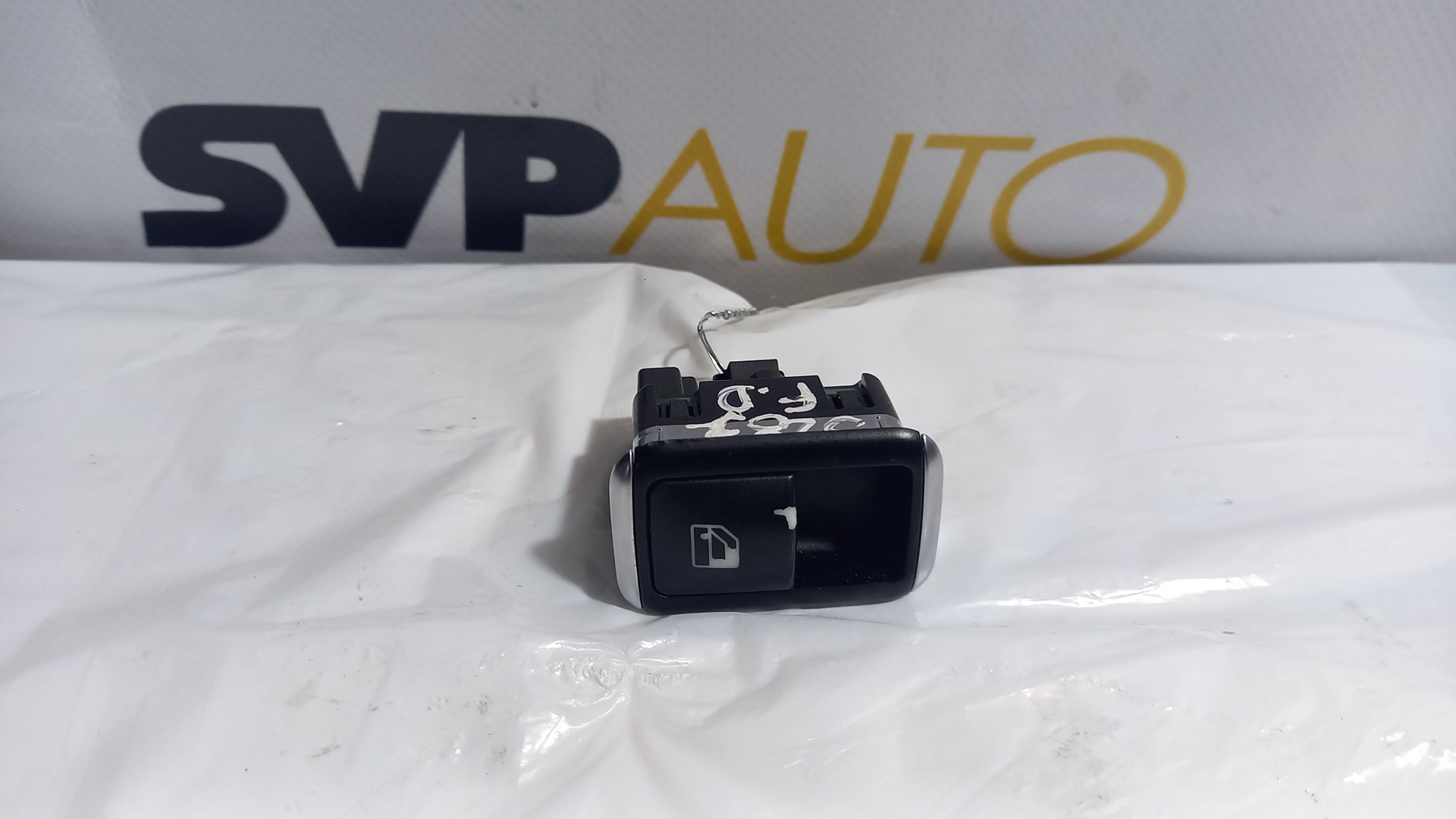 Botão / Interruptor Vidro Frente Direito MERCEDES-BENZ A-CLASS (W176) | 12 - 18 Imagem-1