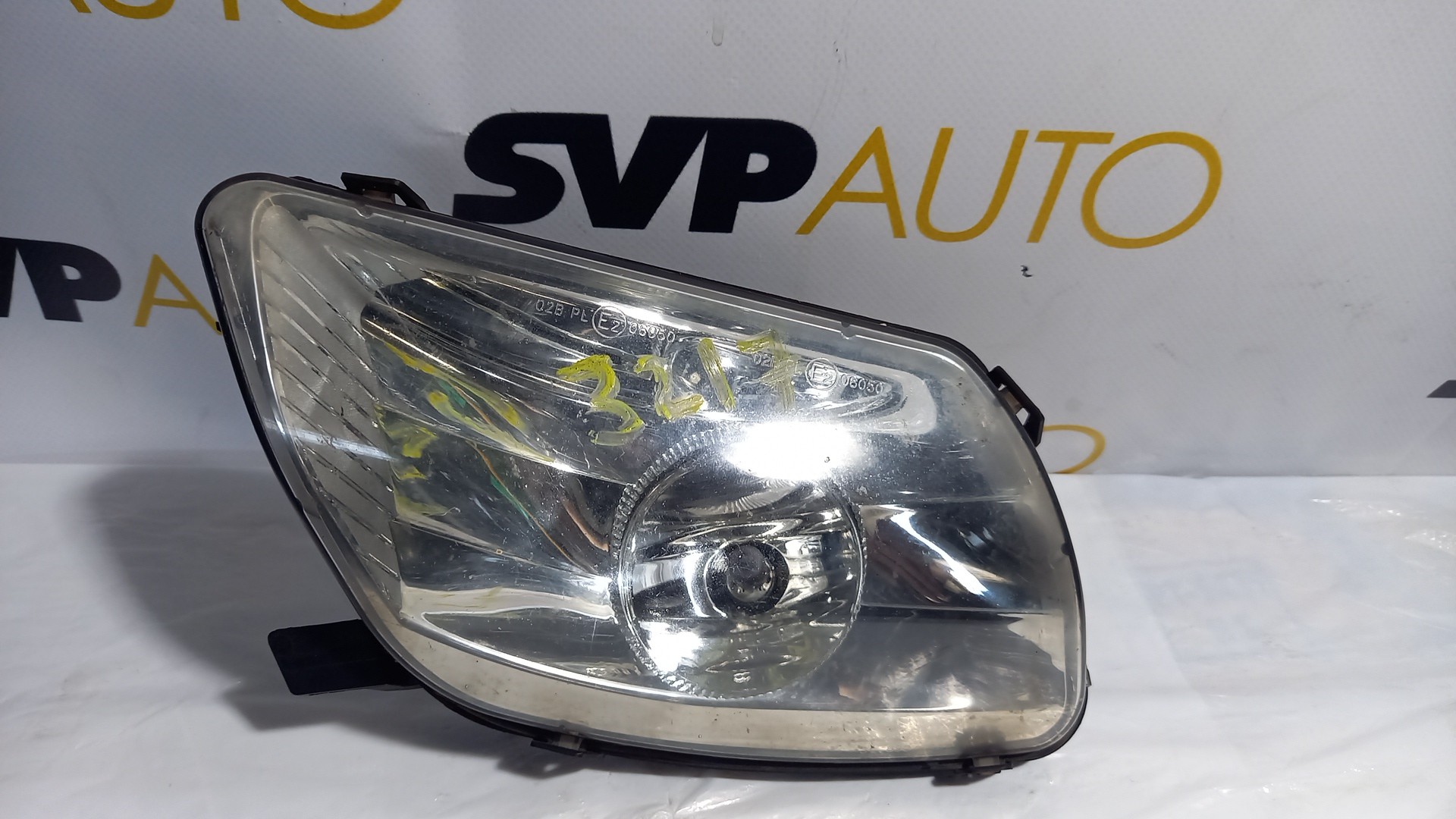 Farol Nevoeiro Esquerdo PEUGEOT 308 SW I (4E_, 4H_) | 07 - 14