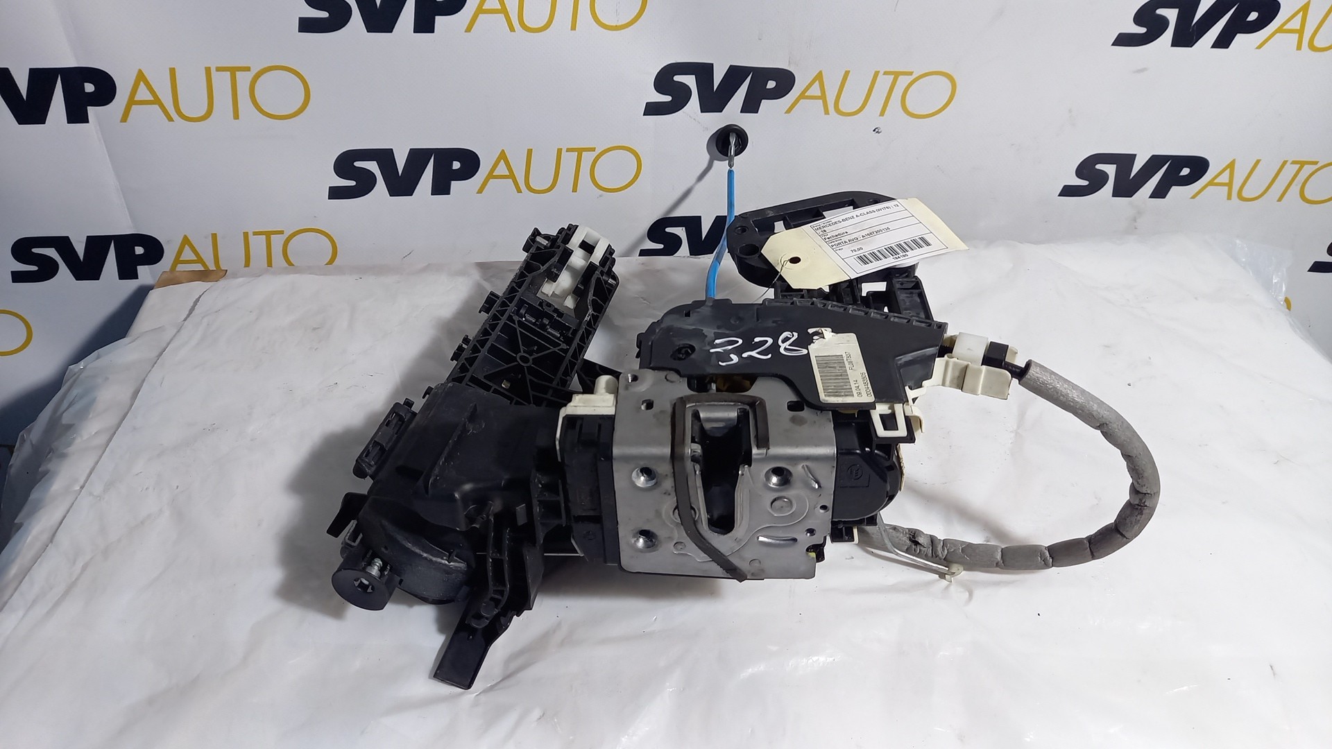 Fechadura Frente Lado Esquerdo MERCEDES-BENZ A-CLASS (W176) | 12 - 18 Imagem-1