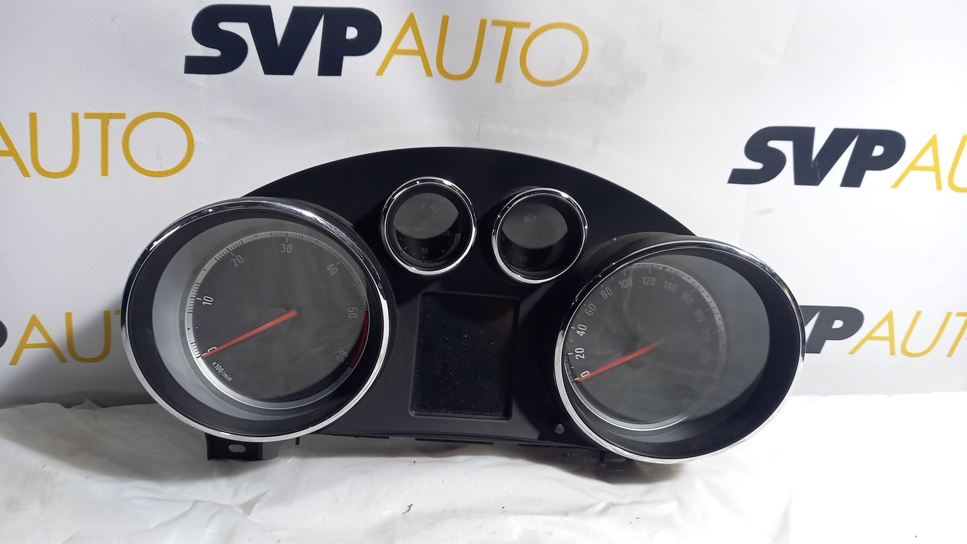 Quadrante OPEL INSIGNIA A três volumes (G09) | 08 - 17