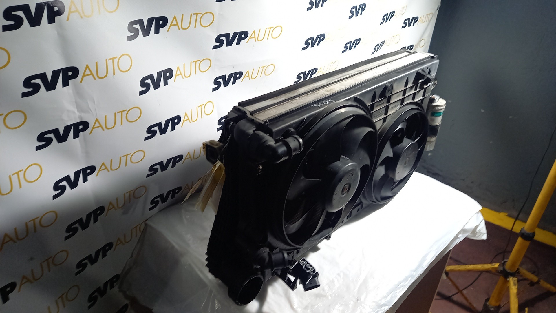 Radiador Intercooler VOLKSWAGEN GOLF IV (1J1) | 97 - 07