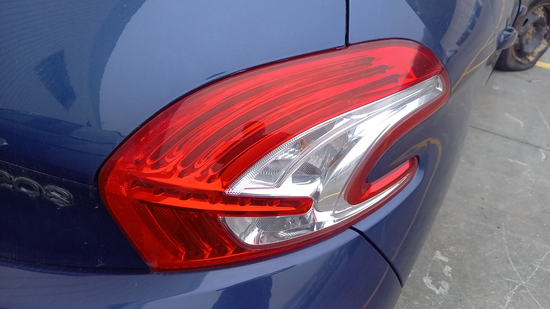 Farolim Direito PEUGEOT 208 I (CA_, CC_) | 12 - 