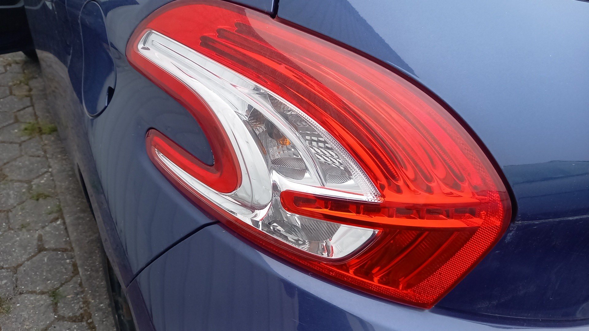 Farolim Esquerdo PEUGEOT 208 I (CA_, CC_) | 12 - 