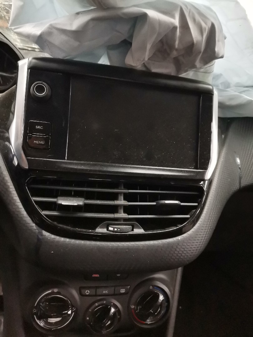 Display PEUGEOT 208 I (CA_, CC_) | 12 - 