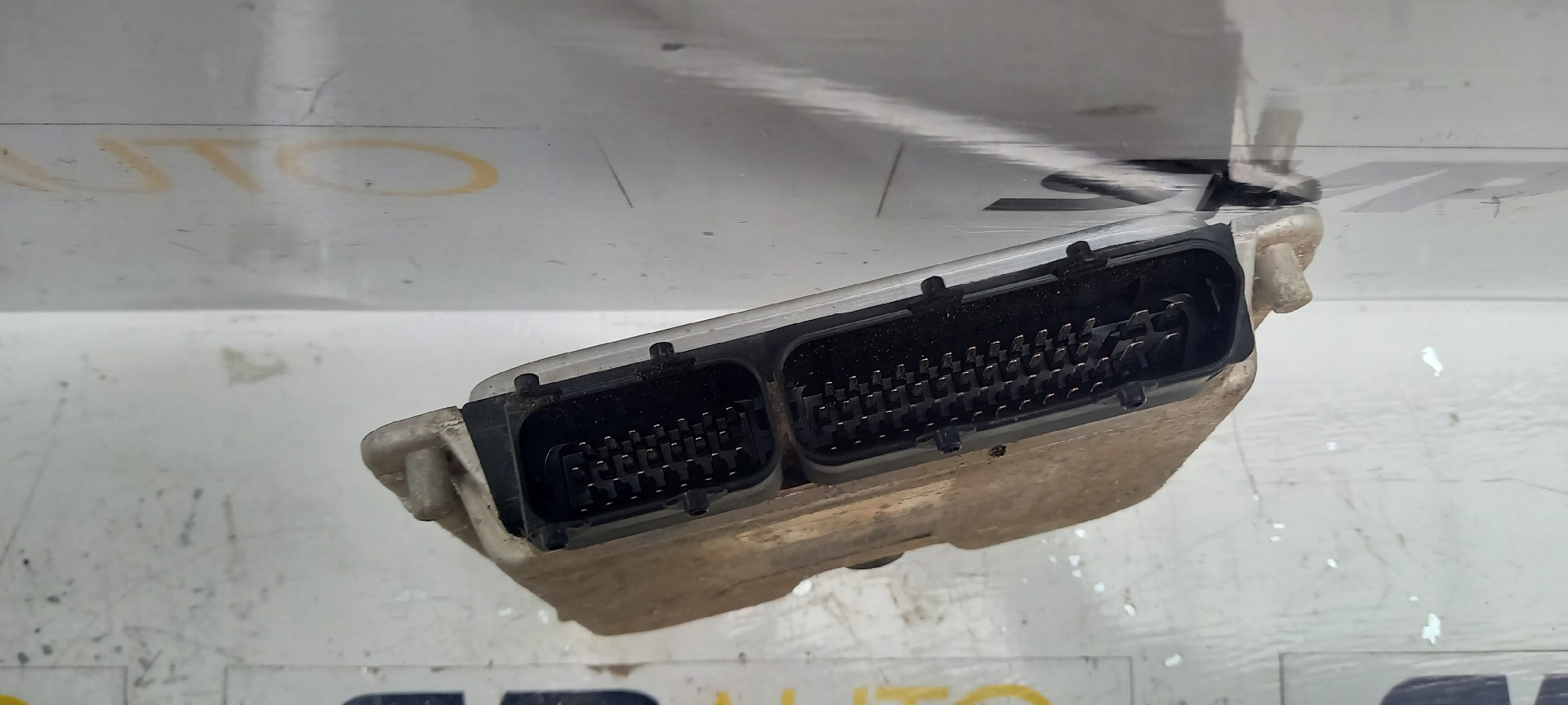 Engine Module VOLKSWAGEN POLO (6N2) | 99 - 01 Imagem-1