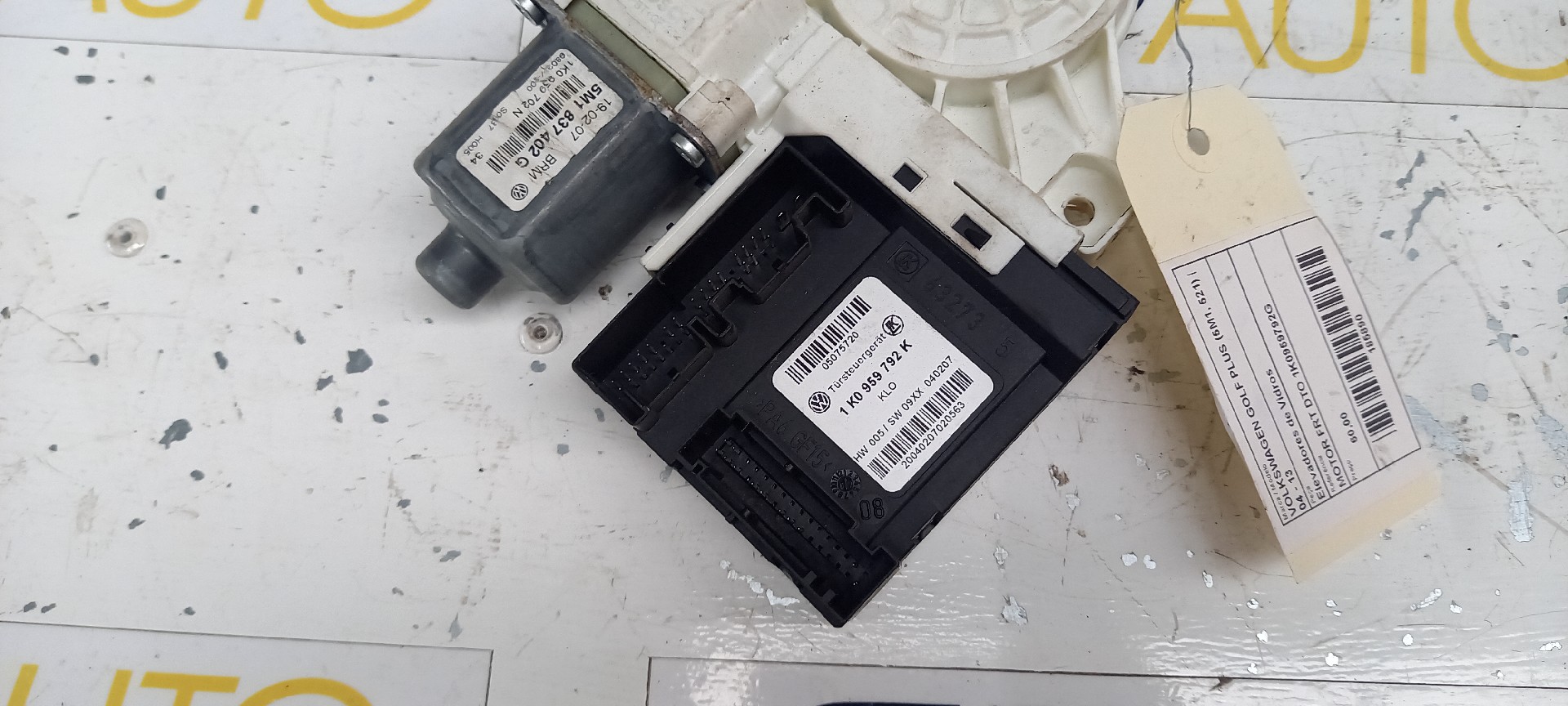 Motor Elevador Vidro Frente Direito VOLKSWAGEN GOLF PLUS (5M1, 521) | 04 - 13 Imagem-2