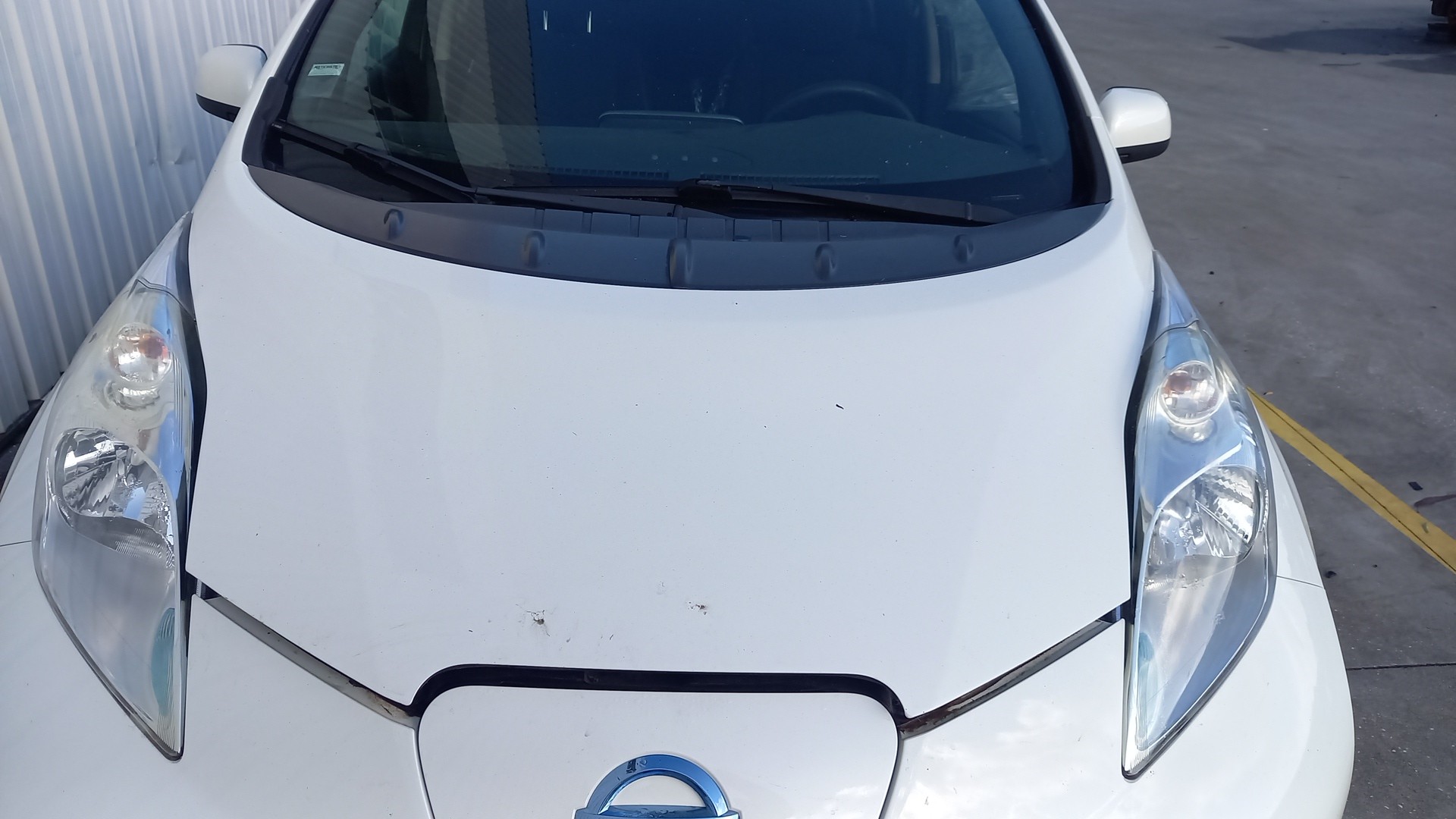 Capot NISSAN LEAF (ZE0) | 10 - 