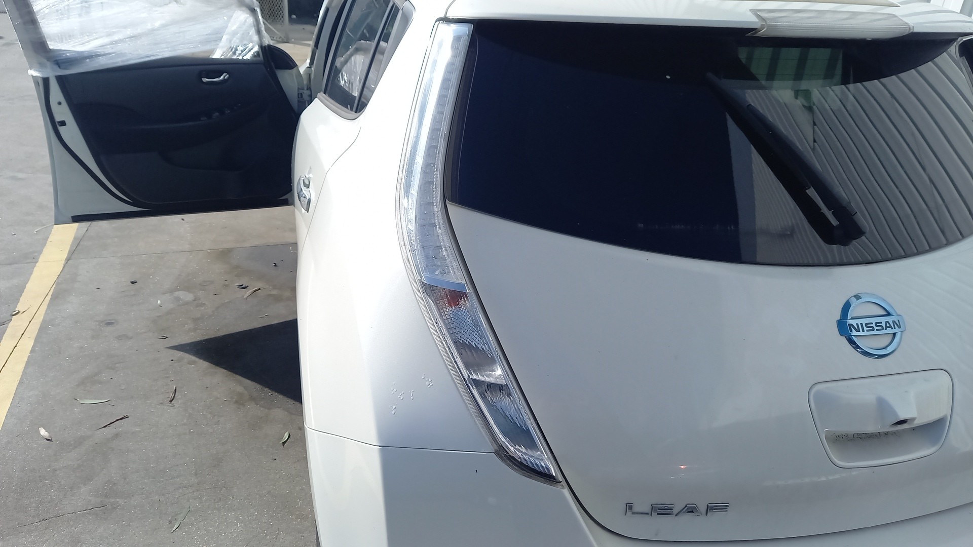 Farolim Esquerdo NISSAN LEAF (ZE0) | 10 - 
