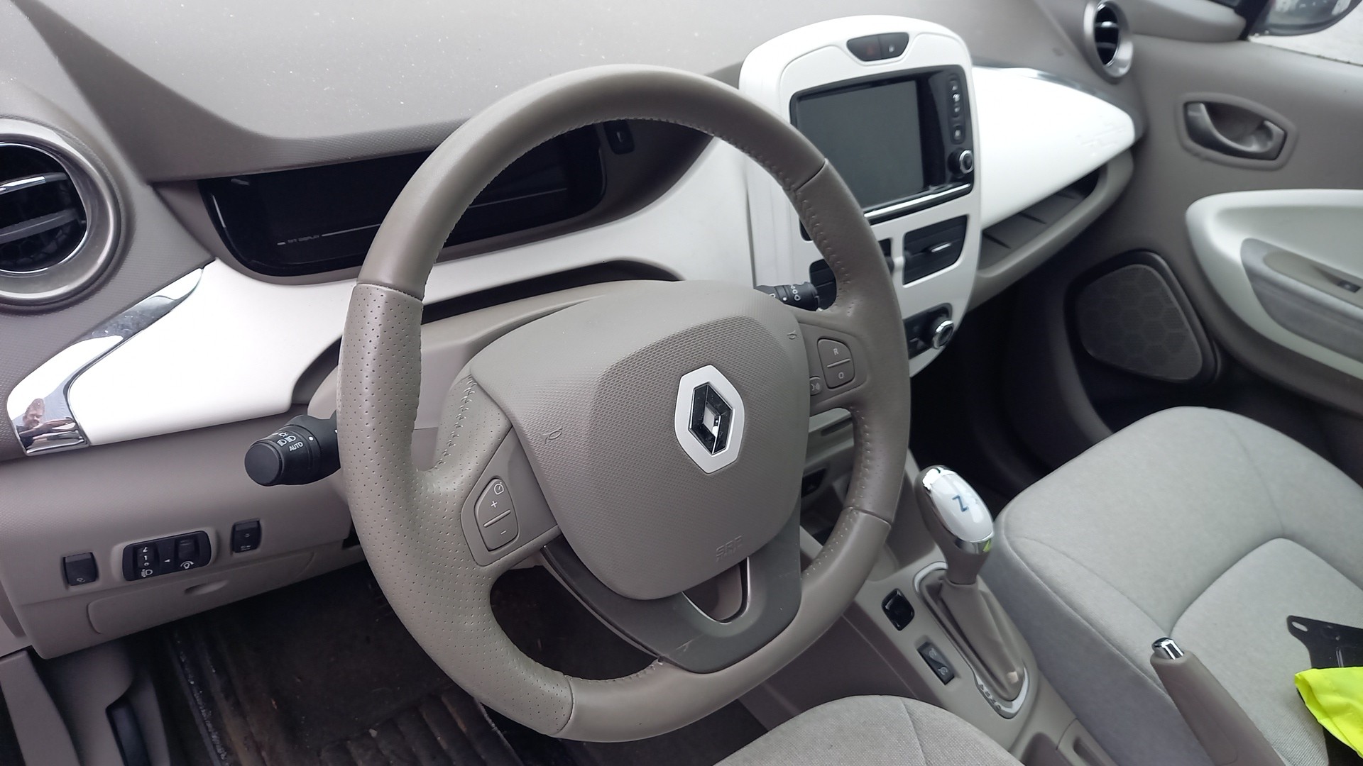 Volante RENAULT ZOE (BFM_) | 12 - 