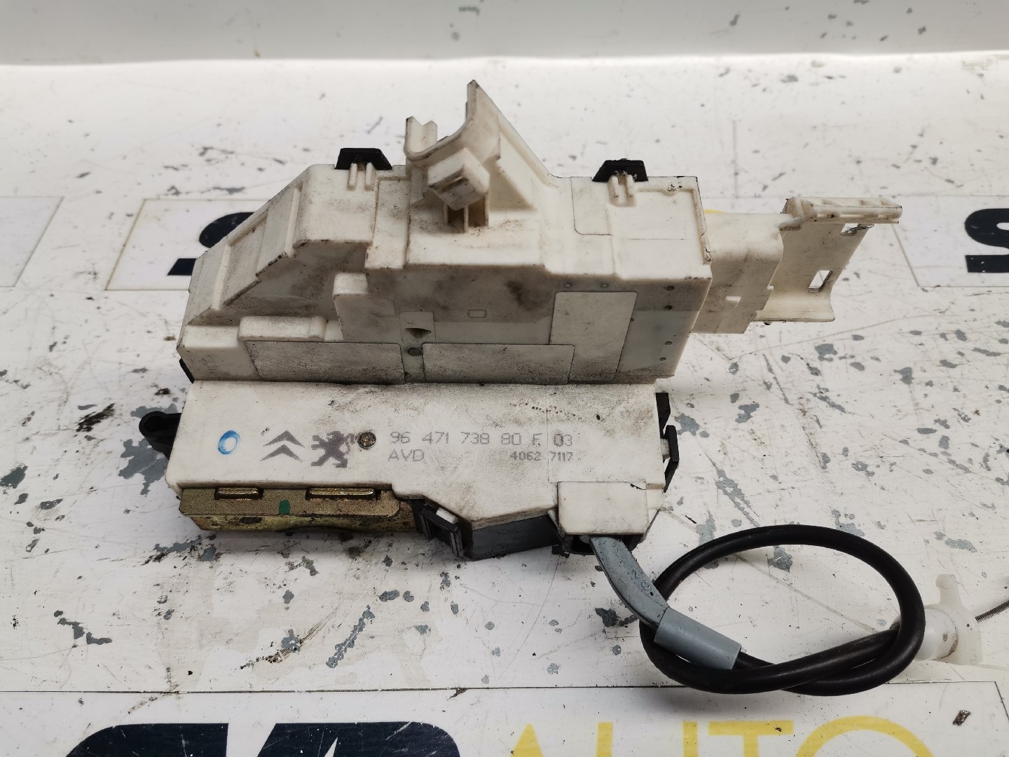 Fechadura Frente Lado Direito CITROEN C4 Coupé (LA_) | 04 - 13