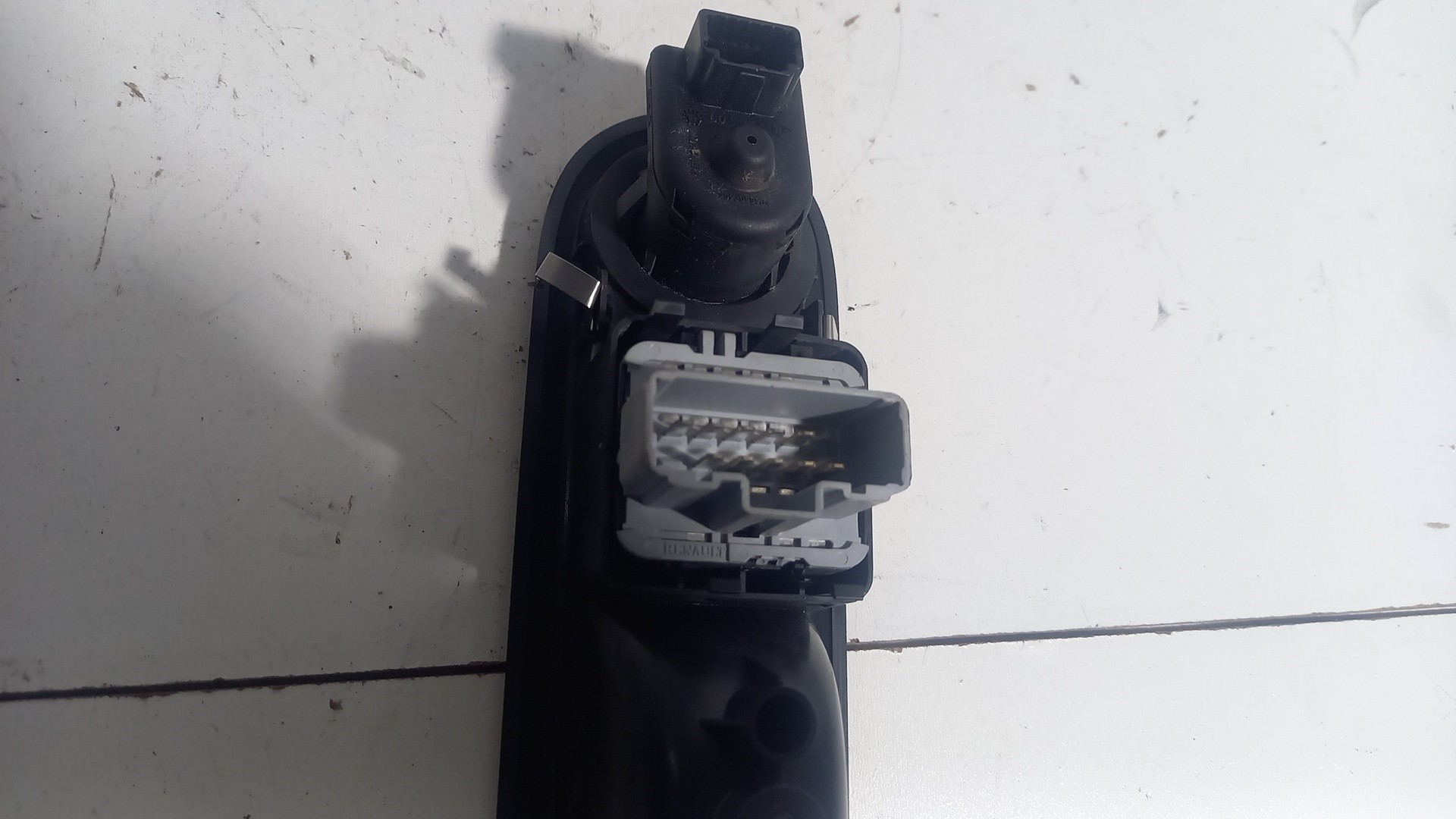 Botão / Interruptor Vidro Frente Esquerdo RENAULT CLIO III (BR0/1, CR0/1) | 05 -  Imagem-2