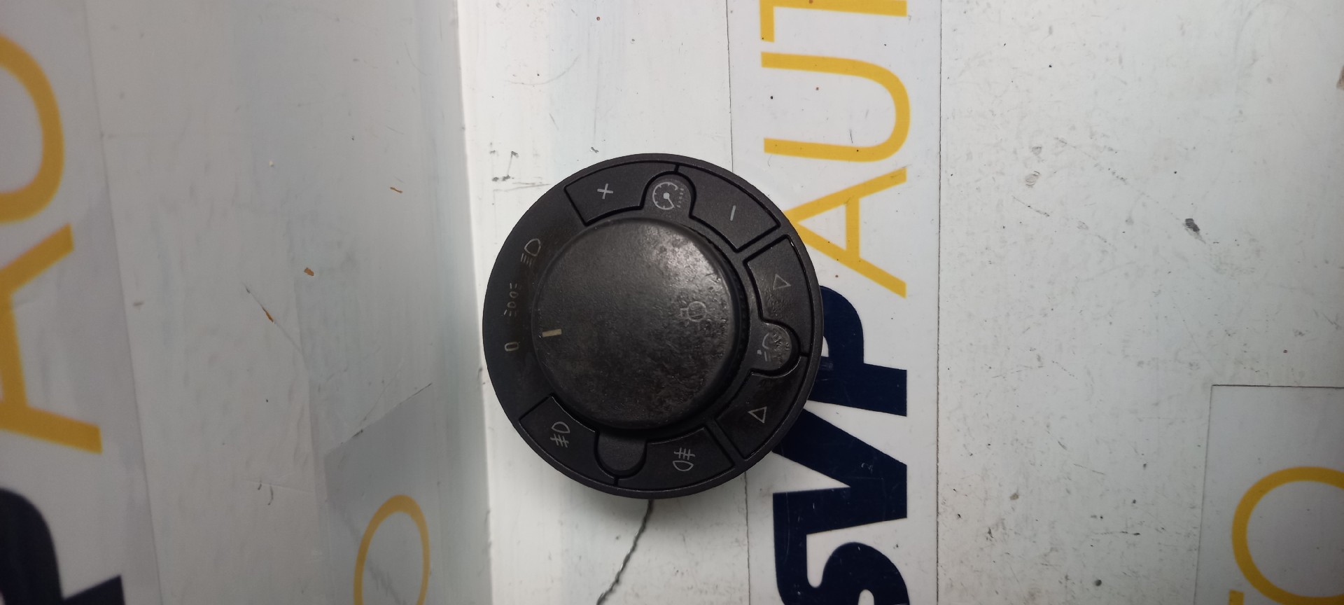 Botão / Interruptor Luzes OPEL CORSA D (S07) | 06 - 14