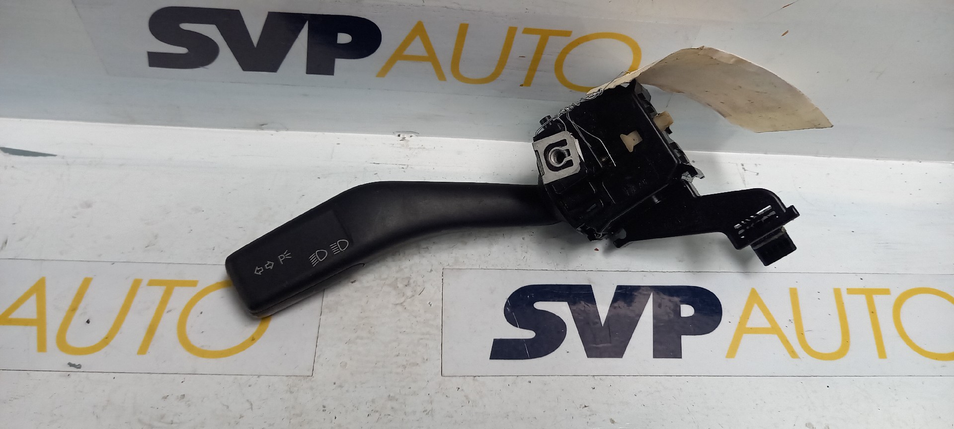 Manetes Luzes/Piscas e Limpa-vidros SEAT LEON (1P1) | 05 - 13