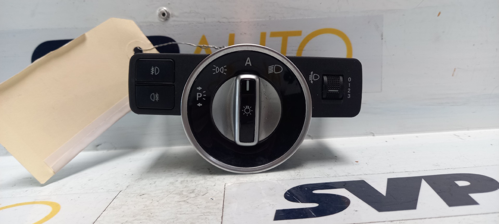 Botão / Interruptor Luzes MERCEDES-BENZ C-CLASS (W204) | 07 - 15