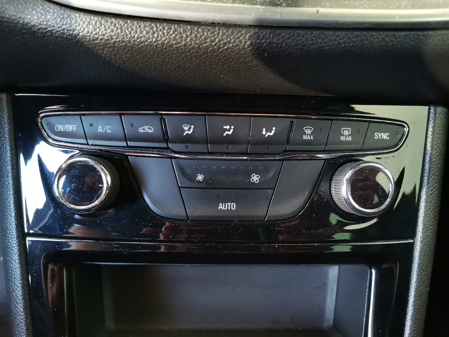 Comando Sofagem OPEL ASTRA K (B16) | 15 - 