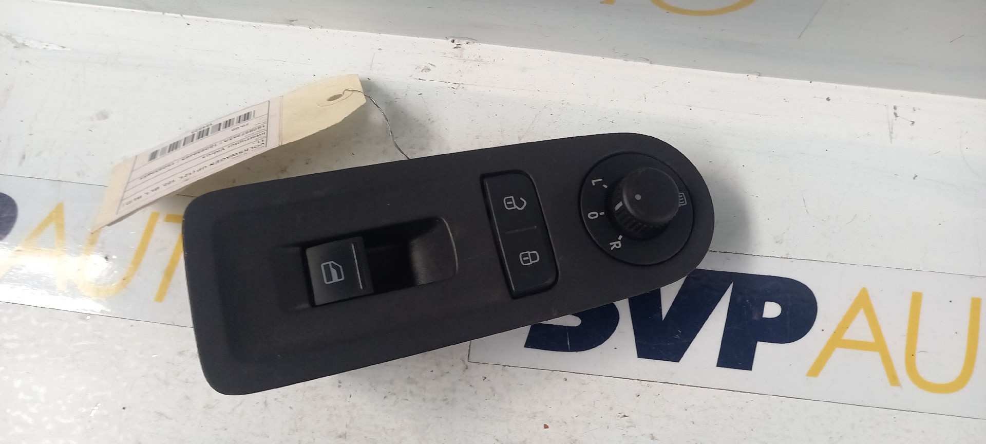 Botão / Interruptor Vidro Frente Esquerdo VOLKSWAGEN UP (121, 122, BL1, BL2) | 11 - 