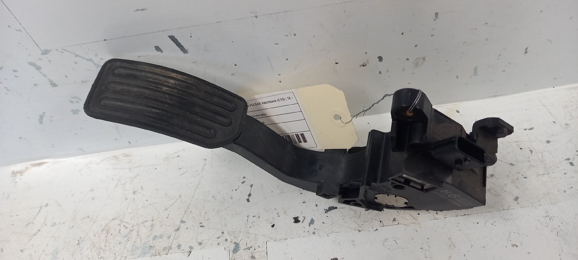 Pedal Acelerador NISSAN PULSAR Hatchback (C13) | 12 - 