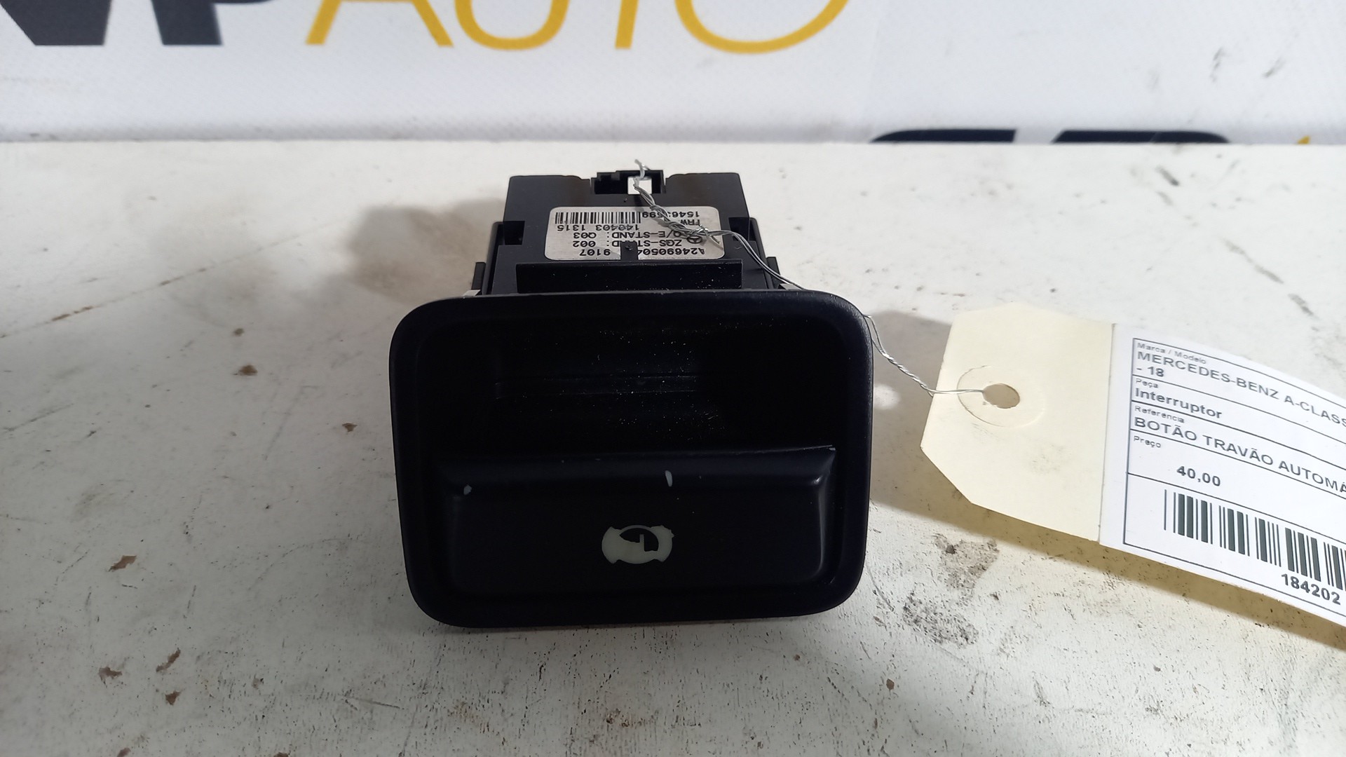 Botão / Interruptor Travão Parque MERCEDES-BENZ A-CLASS (W176) | 12 - 18