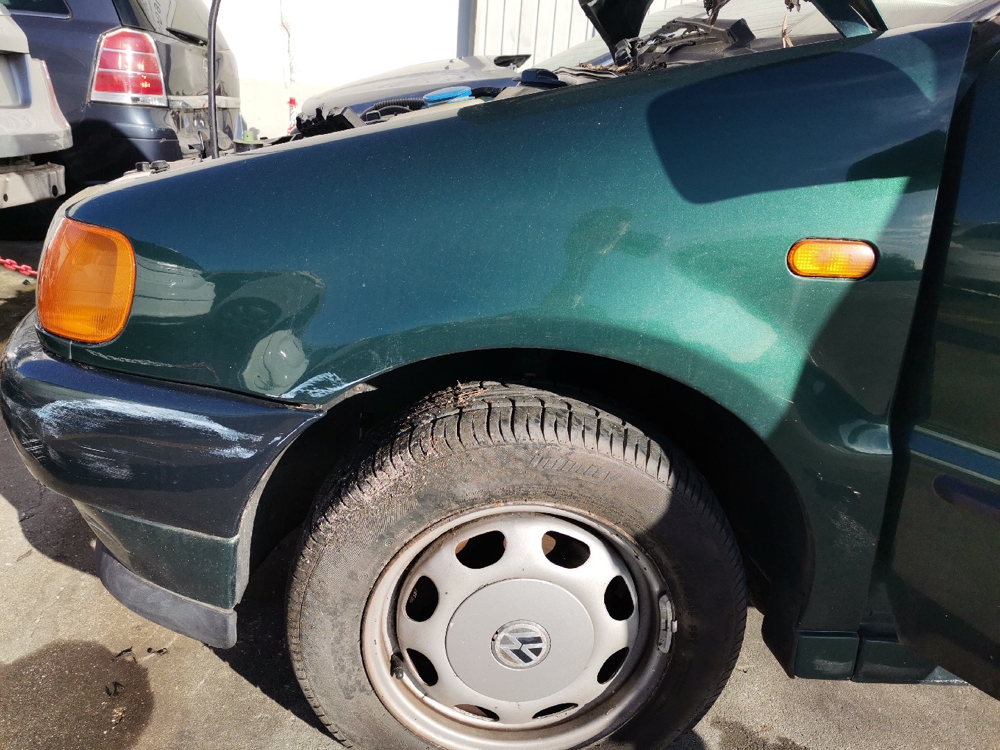 Left Fender VOLKSWAGEN POLO (6N1) | 94 - 99
