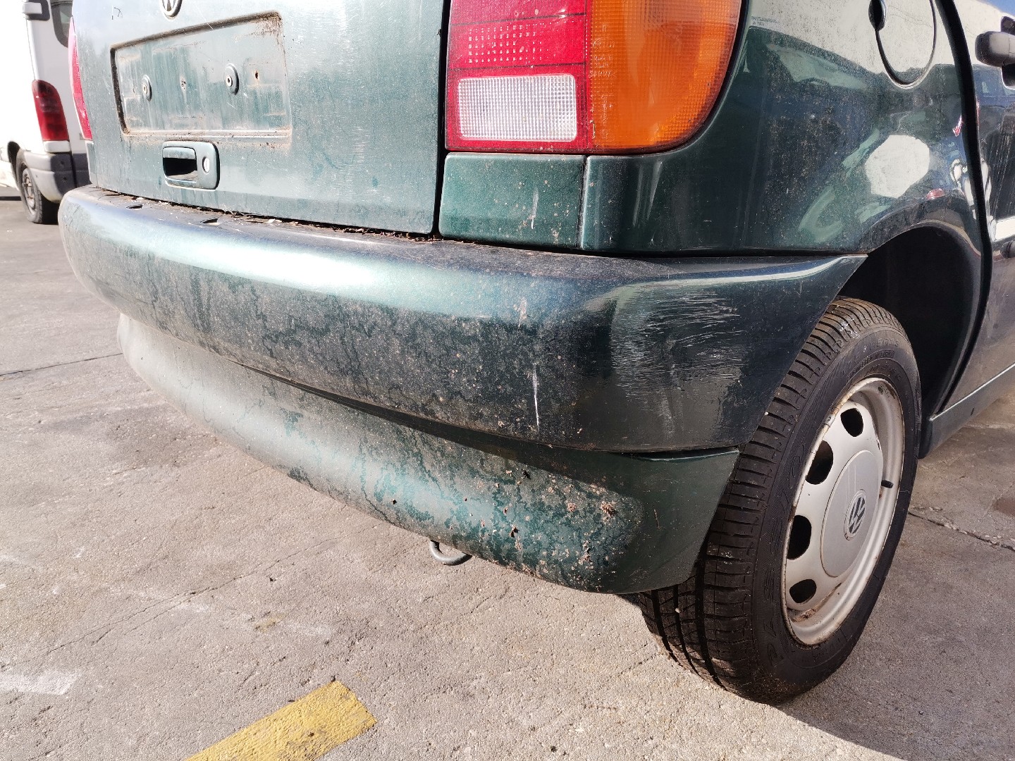 Pára-choques de Trás VOLKSWAGEN POLO (6N1) | 94 - 99