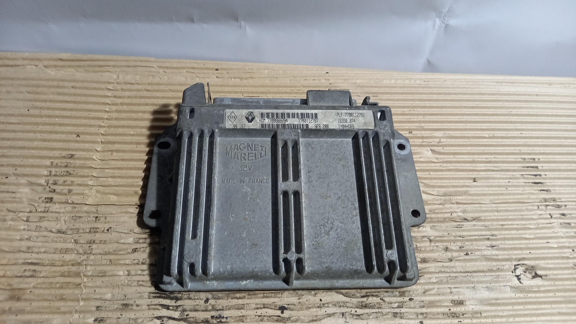 Módulo / Centralina RENAULT CLIO II (BB_, CB_) | 98 - 