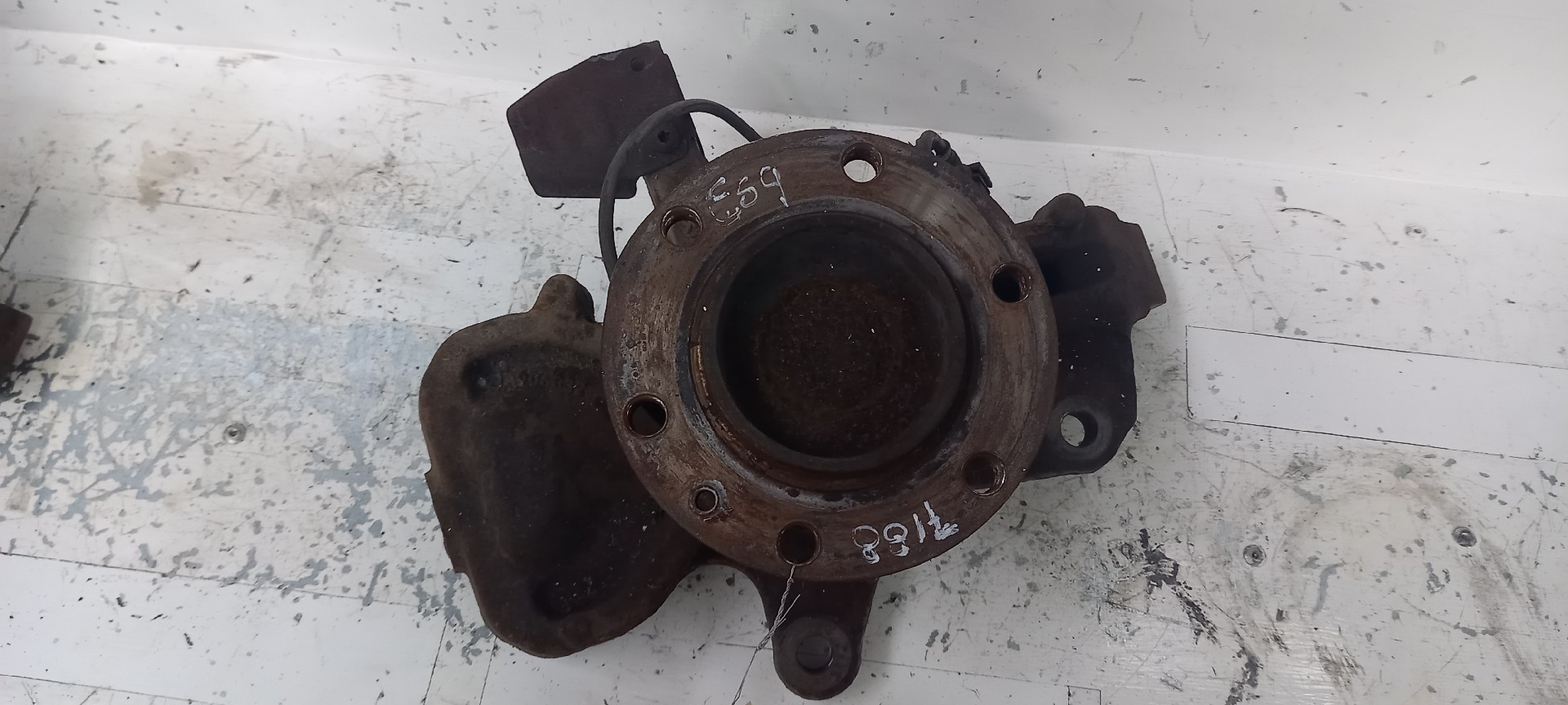 Manga de Eixo Frente Lado Esquerdo MERCEDES-BENZ SPRINTER 3,5-t Caixa (906) | 06 - 