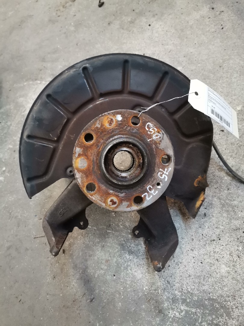 Manga de Eixo Frente Lado Esquerdo VOLKSWAGEN GOLF V (1K1) | 03 - 09