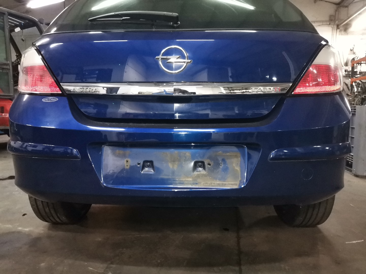 Paragolpes Trasero OPEL ASTRA H (A04) | 04 - 14