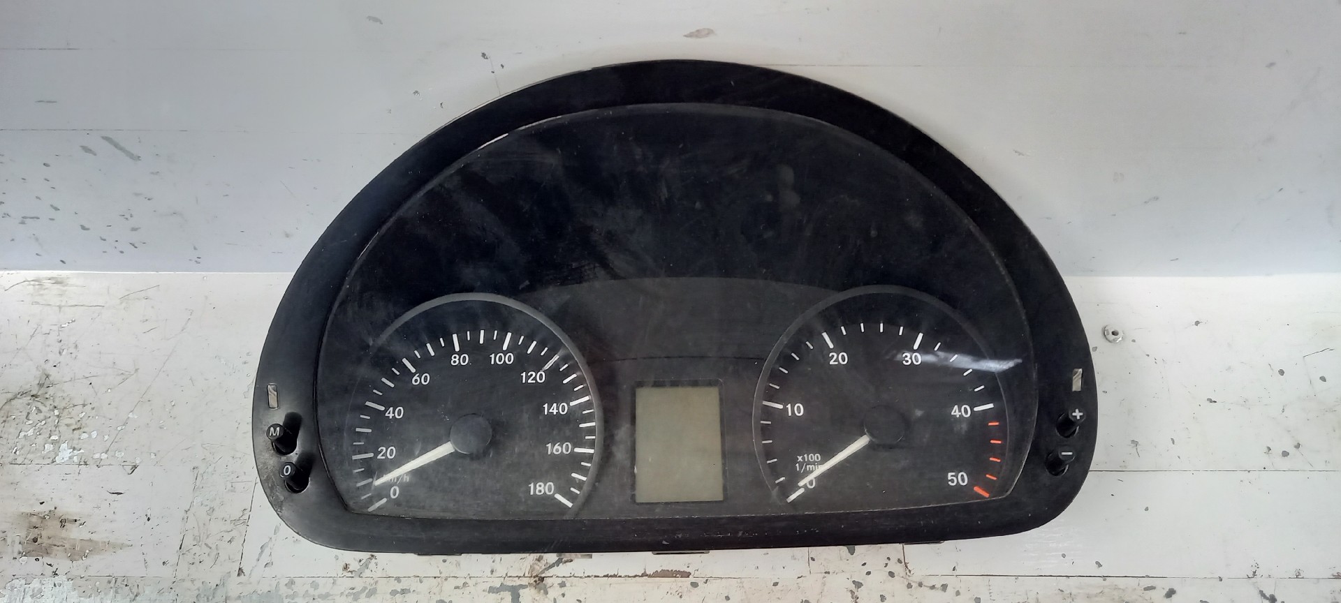 Quadrante MERCEDES-BENZ SPRINTER 3,5-t Caixa (906) | 06 - 