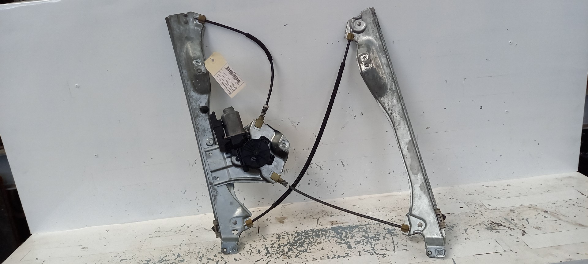 Elevador de Vidro Frente Esquerdo RENAULT CLIO III (BR0/1, CR0/1) | 05 - 