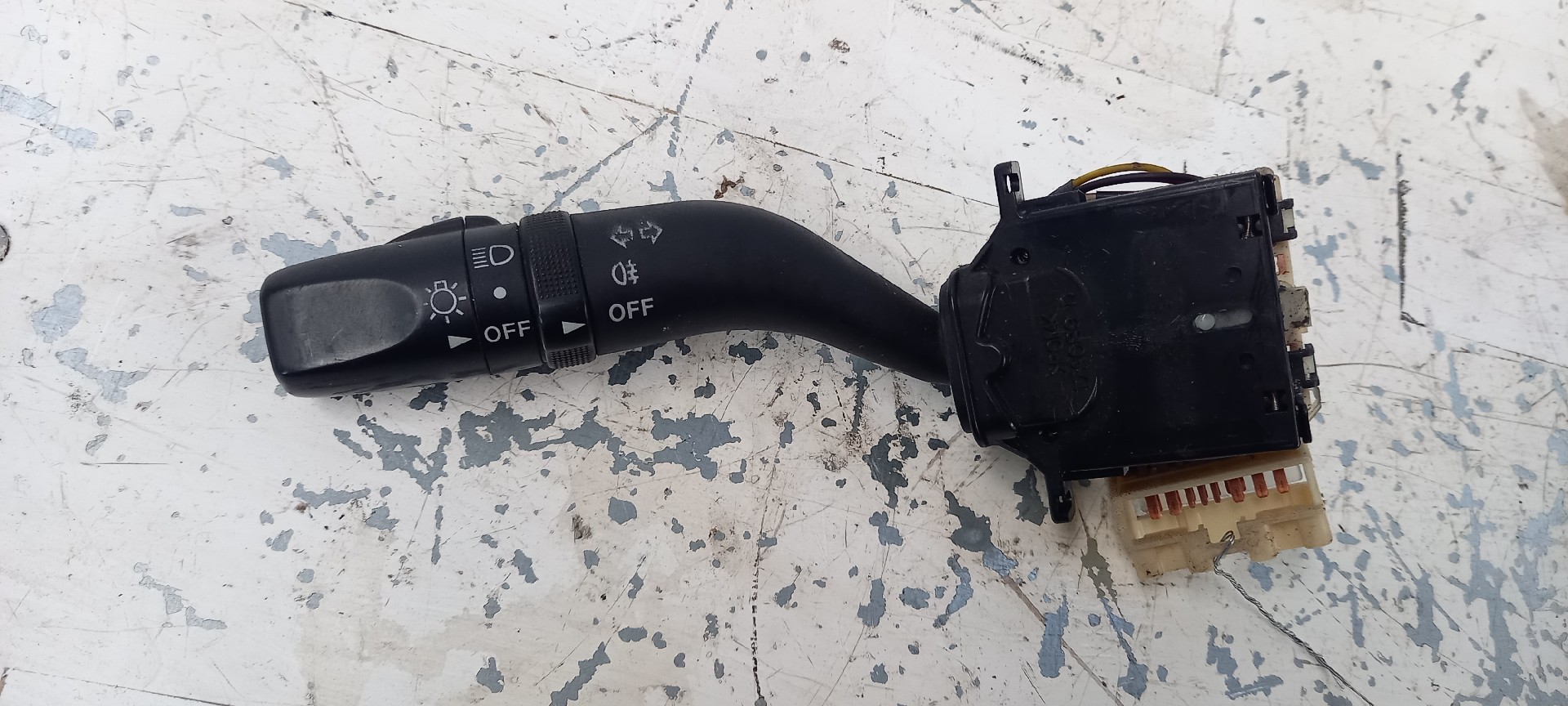 Comutador sob volante MAZDA 6 Hatchback (GG) | 02 - 08