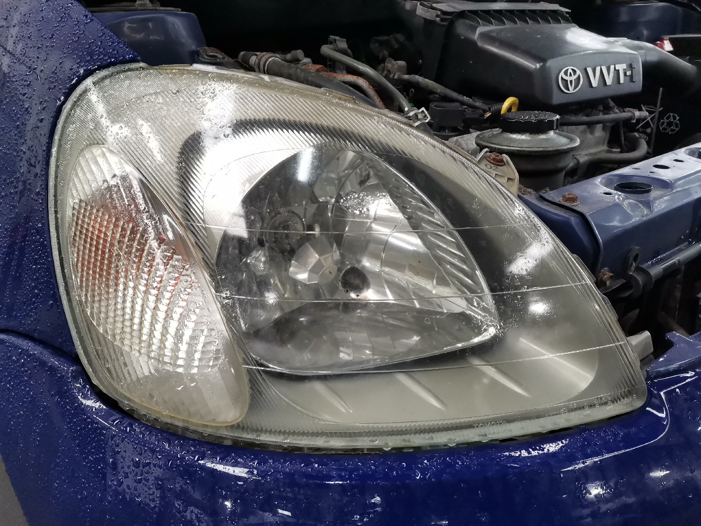 Right Headlight  TOYOTA YARIS (_P1_) | 99 - 05