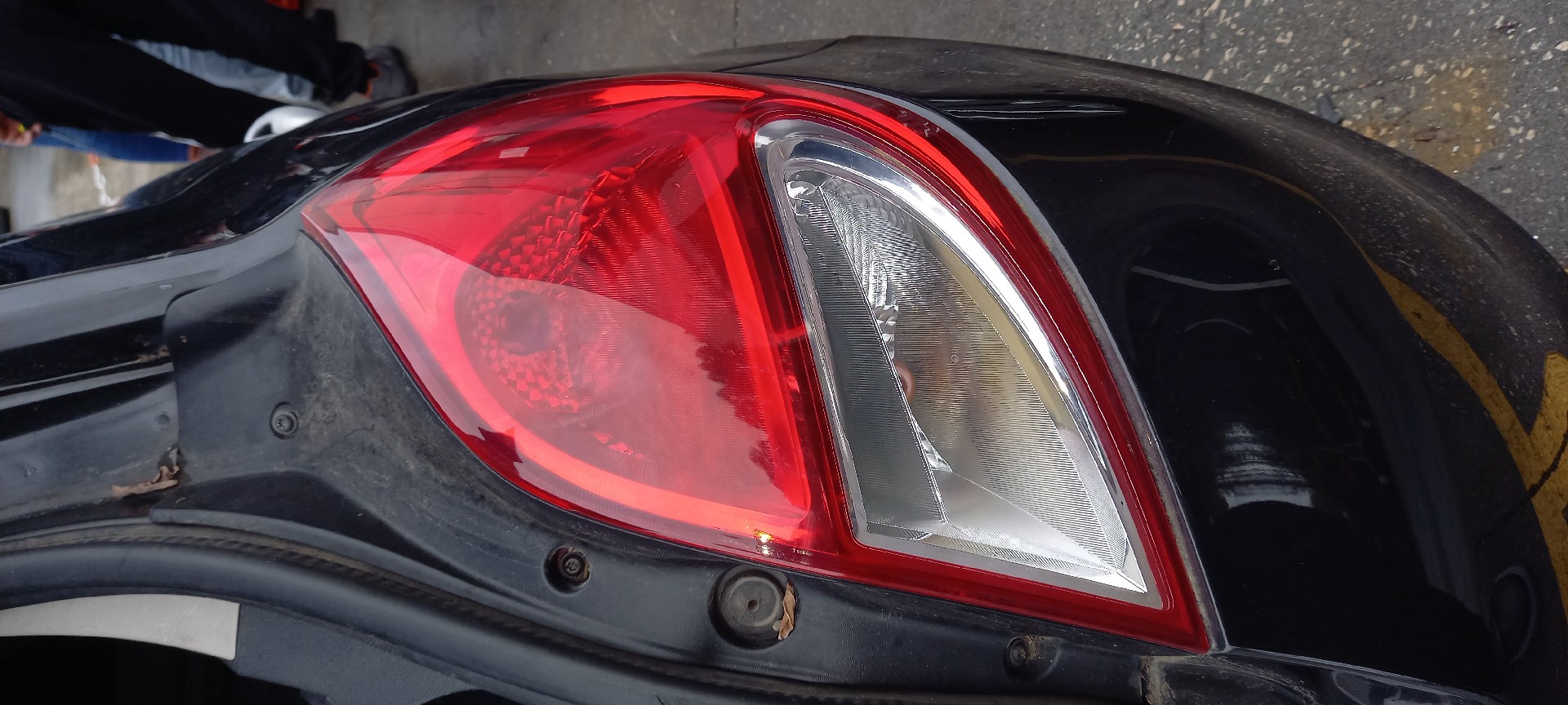 Right Tail Light  RENAULT CLIO III (BR0/1, CR0/1) | 05 - 