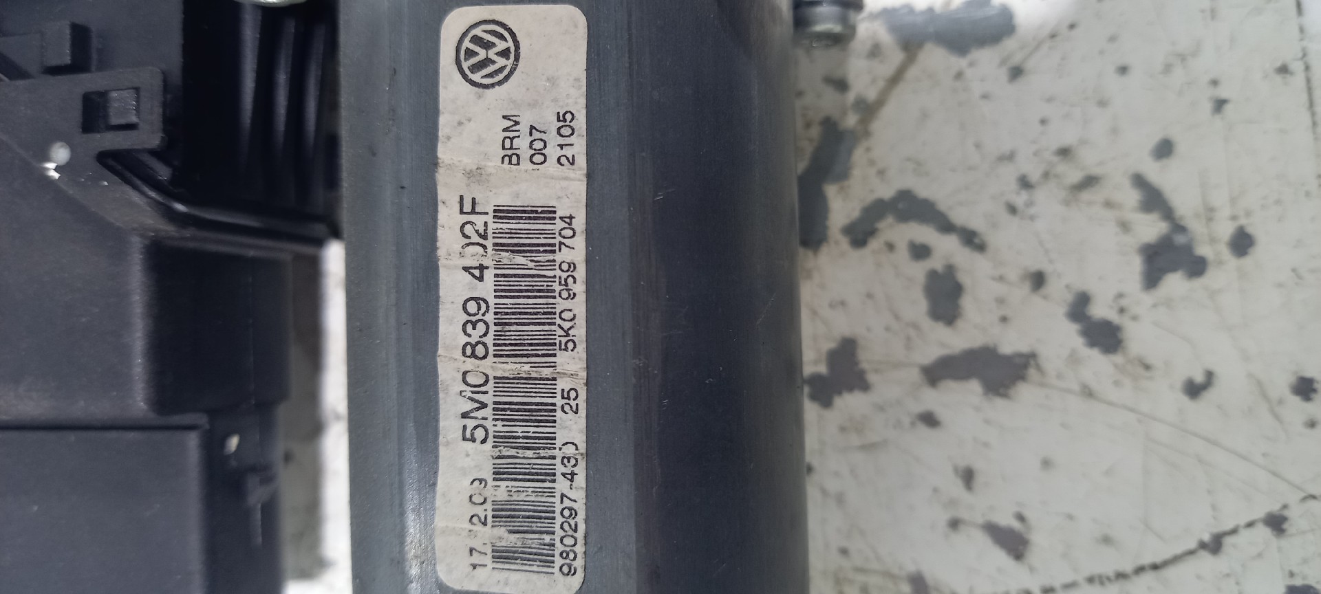 Motor Elevador Vidro Tras Direito VOLKSWAGEN GOLF PLUS (5M1, 521) | 04 - 13 Imagem-3