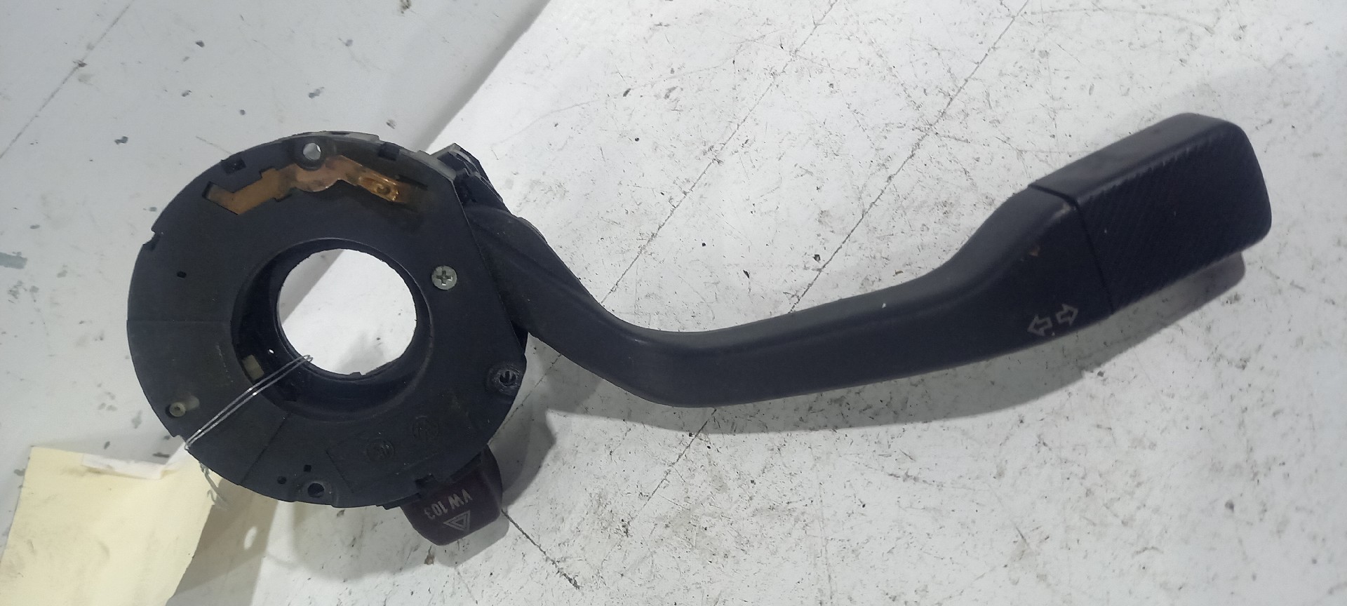 Manete / Manípulo Piscas VOLKSWAGEN PASSAT (3A2, 35I) | 88 - 97