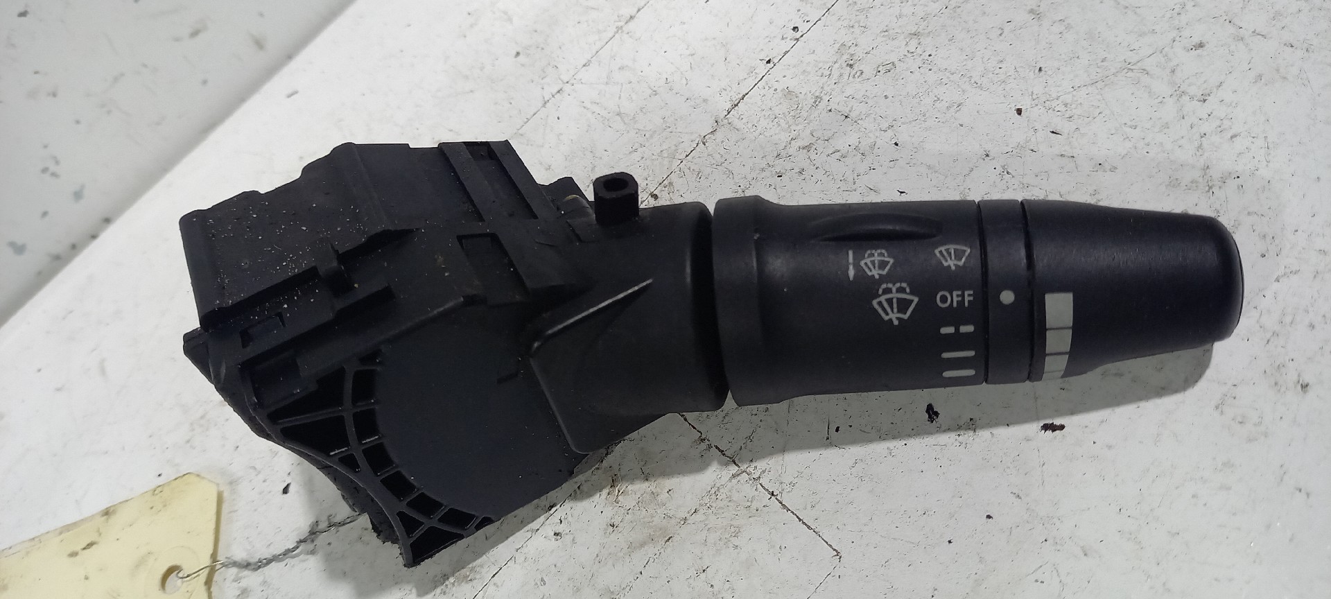 Manete / Manípulo Limpa-vidros NISSAN ALMERA II (N16) | 00 - 