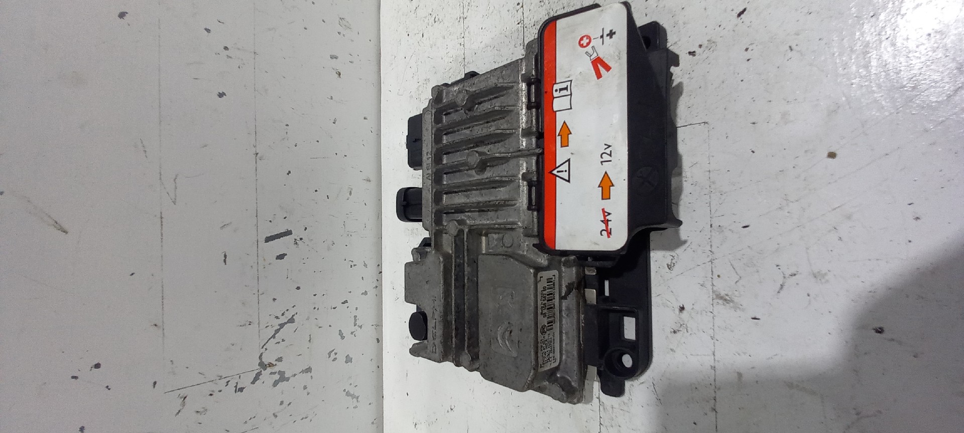 Engine Module PEUGEOT 208 I (CA_, CC_) | 12 - 