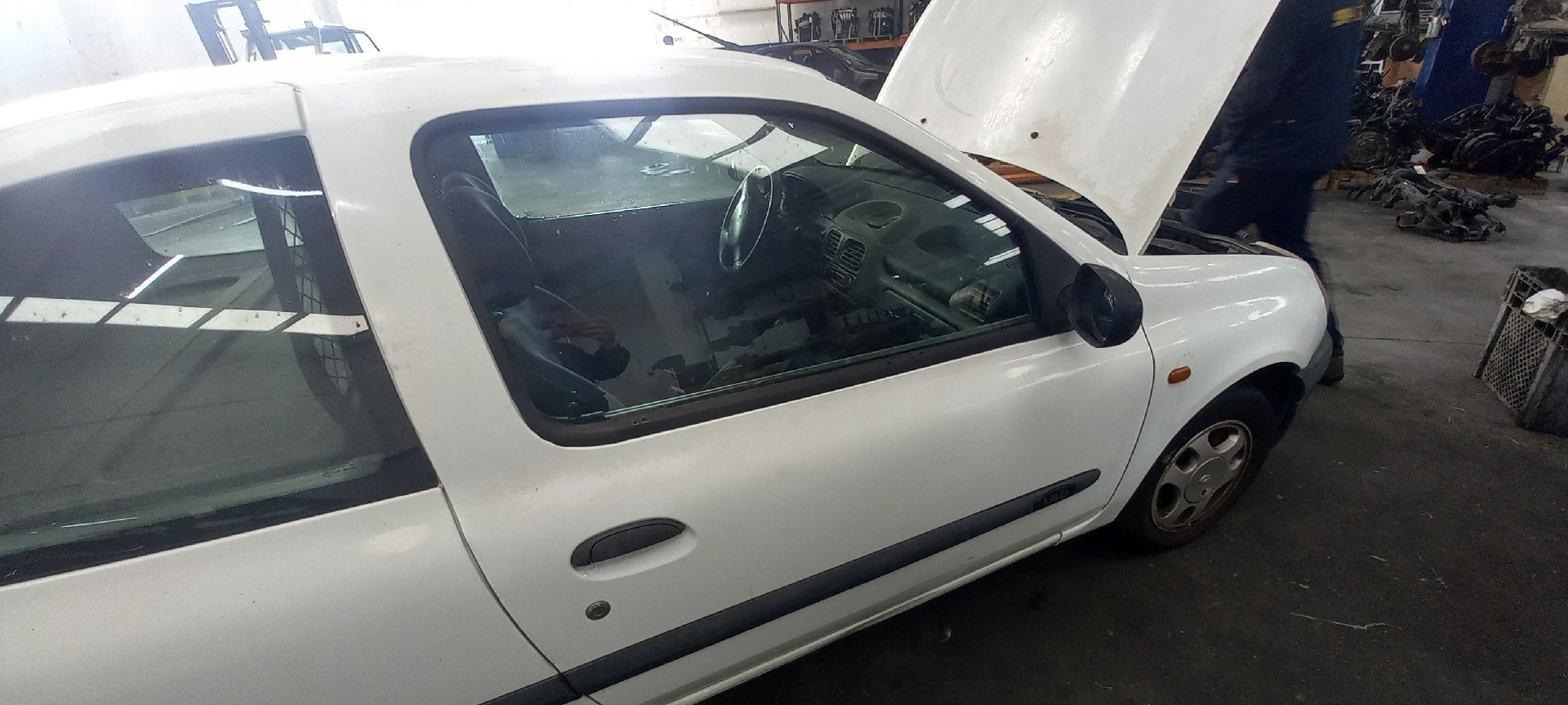 Porta Frente Lado Direito RENAULT CLIO II (BB_, CB_) | 98 - 