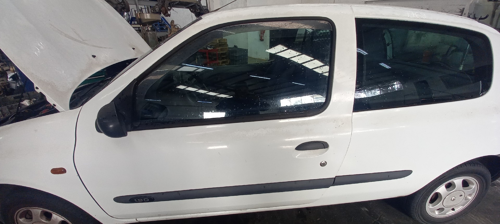 Porta Frente Lado Esquerdo RENAULT CLIO II (BB_, CB_) | 98 - 