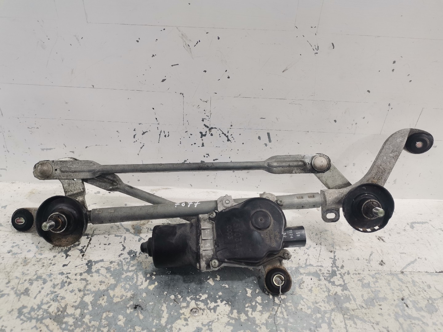 Motor Limpa-Vidros Frente NISSAN LEAF (ZE0) | 10 - 